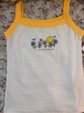 American Eagle Outfitters White Ribbed Tank with Yellow Trim and Smiley Tag